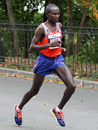 Geoffrey Mutai war im Central Park erneut nicht zu schlagen - Foto Copyright Herbert Steffny